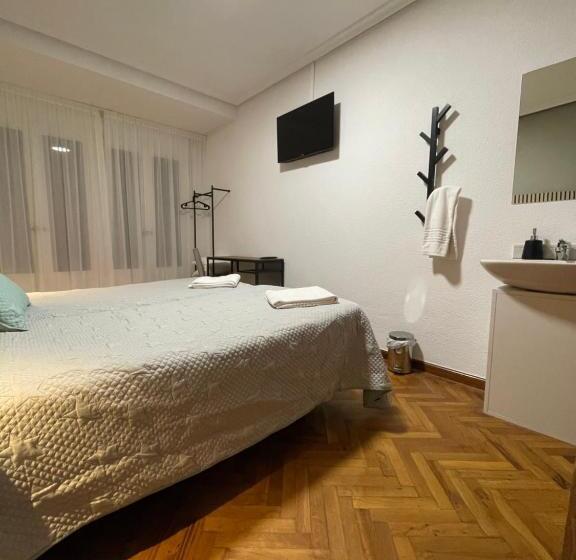 스탠다드 룸 공동 욕실, Pensión La Encina