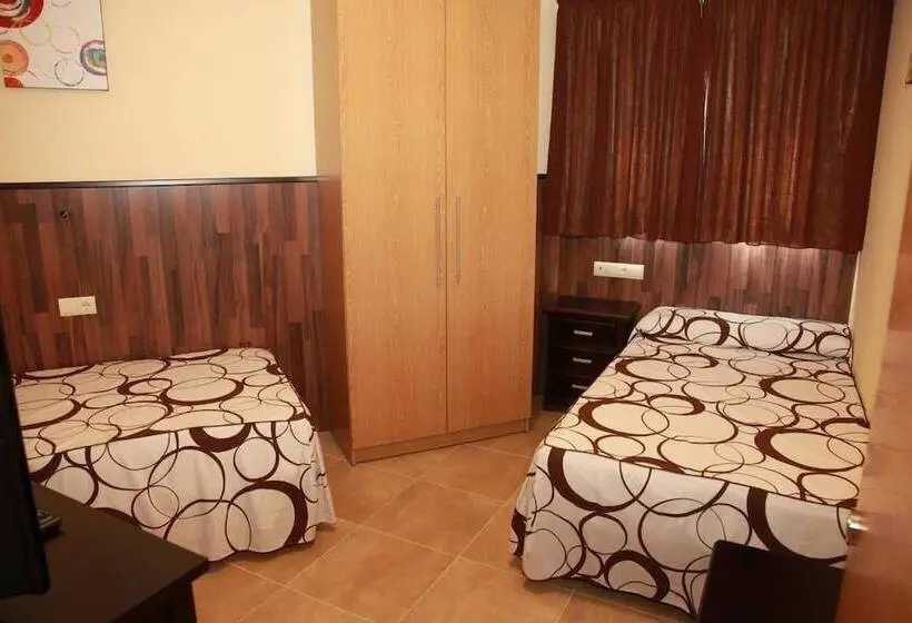 اتاق لوکس, Hostal Doña Manuela