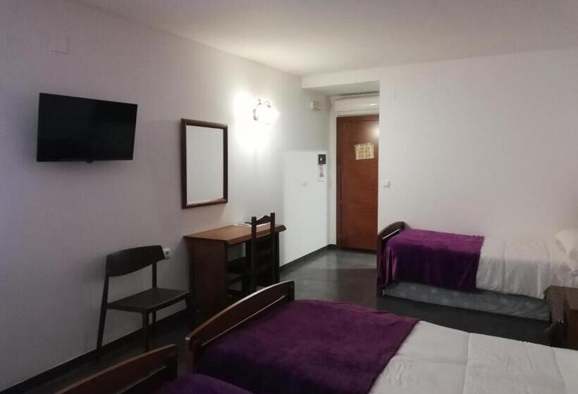 חדר סטנדרט לשלושה, Casa Rural Casole