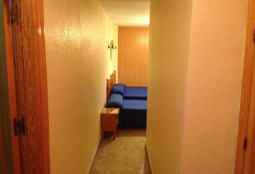 غرفة قياسية, Hostal Delfin Verde