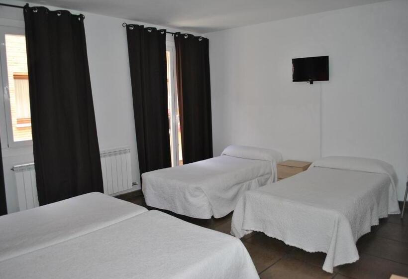 Четырехместный Номер Стандарт, Hostal La Catedral