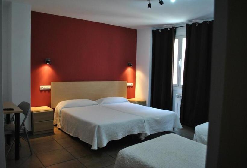 4인용 스탠다드 룸, Hostal La Catedral