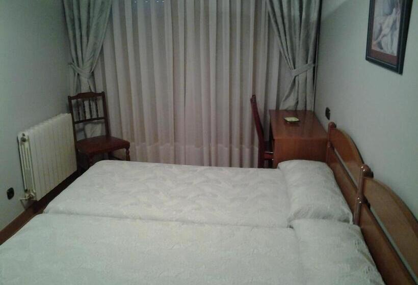 Номер Стандарт, Hostal Les Bedules