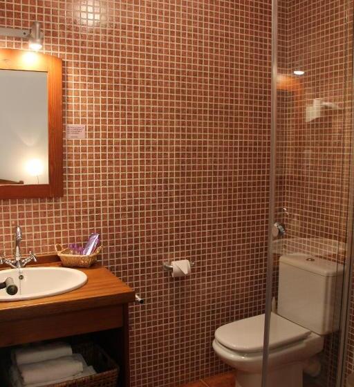 스탠다드 룸, Hostal L´ou De Reig