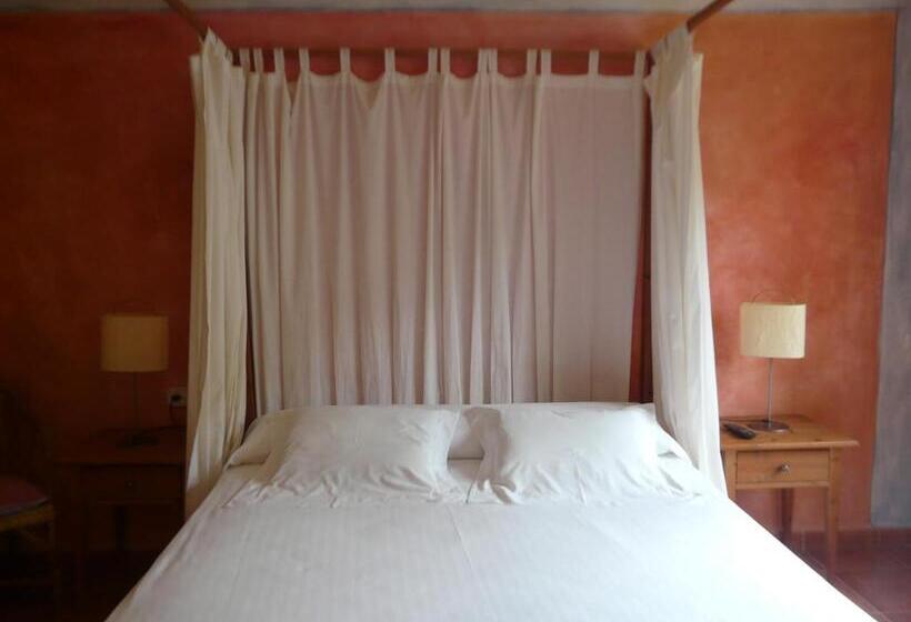 스탠다드 룸, Hostal L´ou De Reig