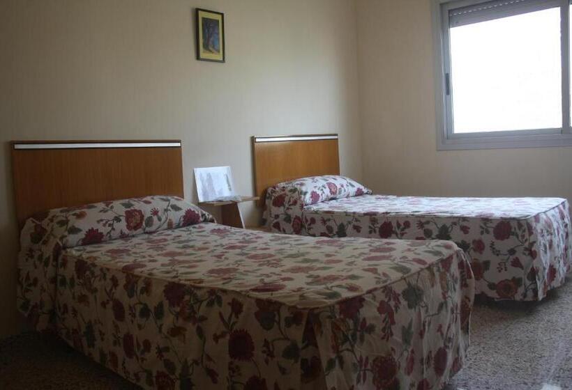 バス共有のスタンダードルーム, Hostal Torre Mar