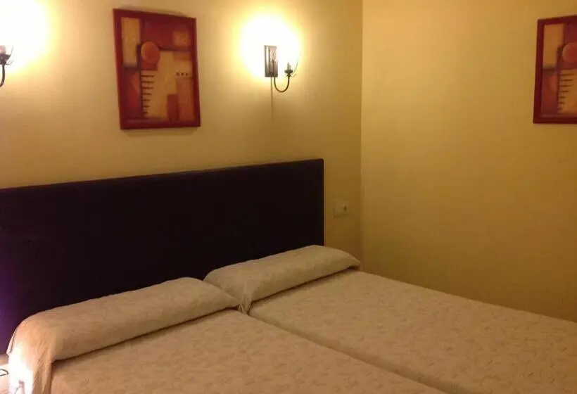 スタンダードルーム, Hostal Cerezo 2