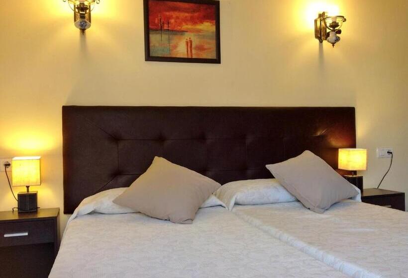 스탠다드 룸, Hostal Cerezo 2