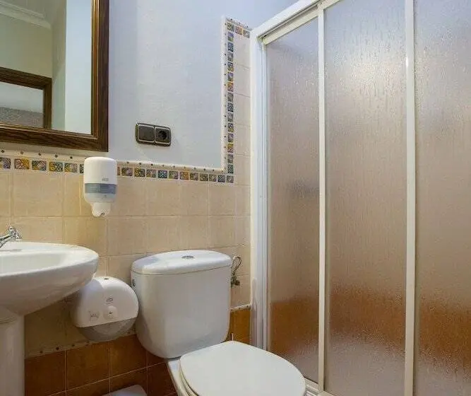コンフォートワンルーム, Hostal Don Joaquín Alora