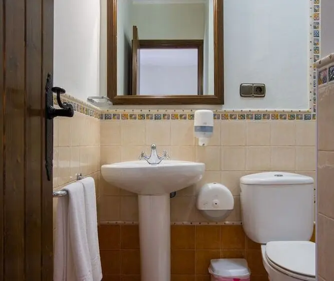コンフォートワンルーム, Hostal Don Joaquín Alora