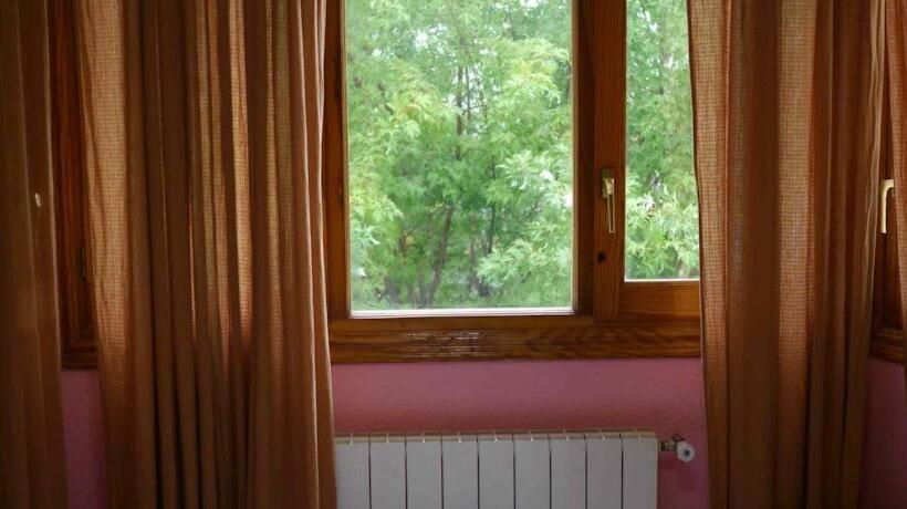 اتاق استاندارد یک تخته با سرویس بهداشتی مشترک, Hostal El Alba