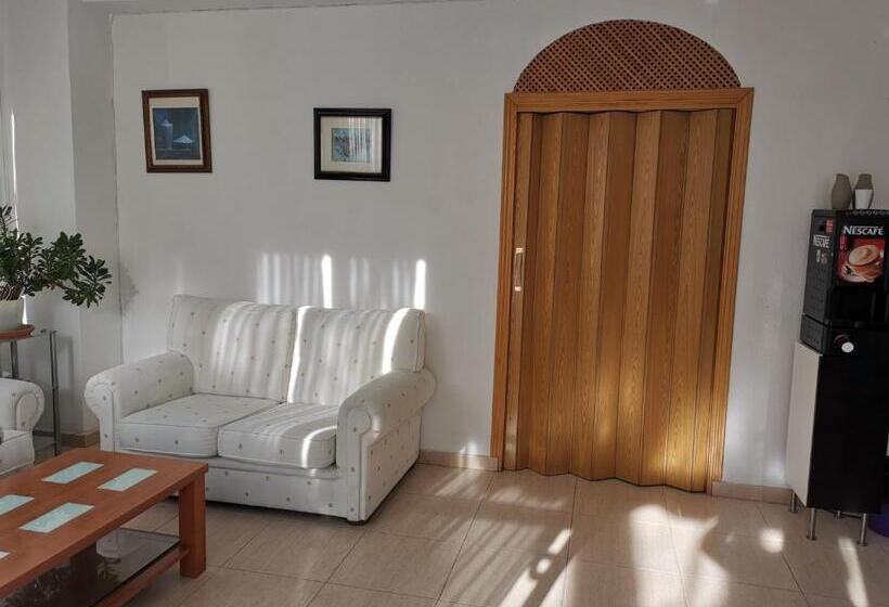 اتاق استاندارد یک تخته با سرویس بهداشتی مشترک, Hostal El Alba