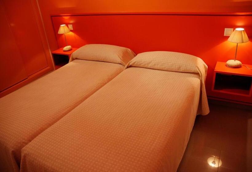 اتاق استاندارد, Hostal El Cardenillo