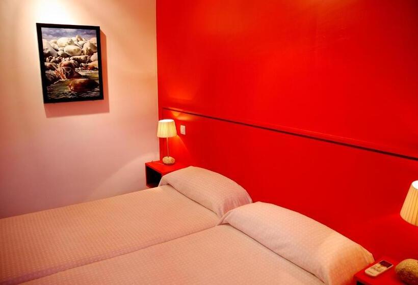 اتاق استاندارد, Hostal El Cardenillo