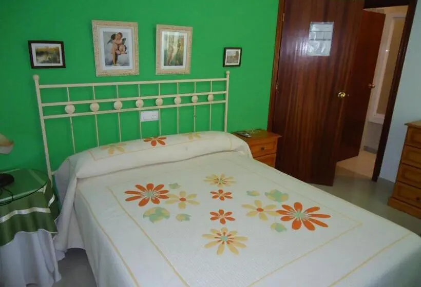 スタンダードシングルルーム, Hostal Los Claveles