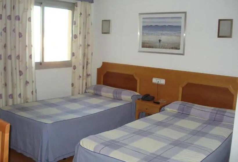 اتاق استاندارد, Hostal Mediterraneo