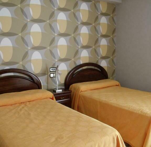 スタンダードルーム, Hostal Salones Victoria