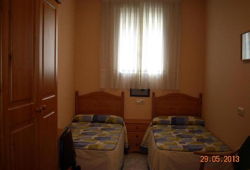 标准间, Hostal Vadama