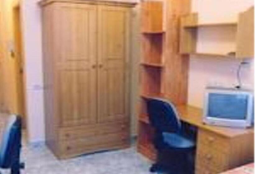 标准单人间, Hostal Vadama