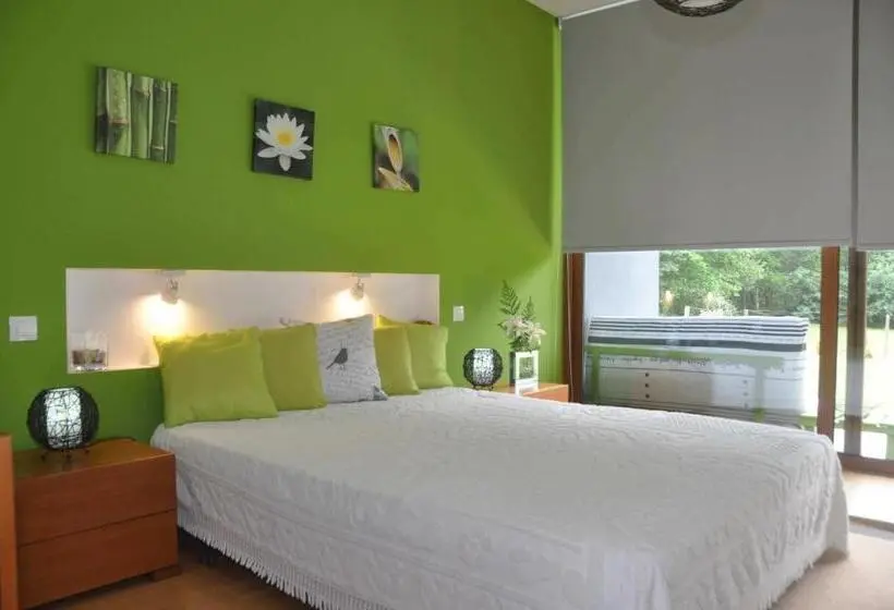 スタンダードスタジオ, Casas Vale Martinho