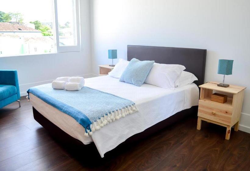 スタンダードスタジオ, A Casa Del Rei