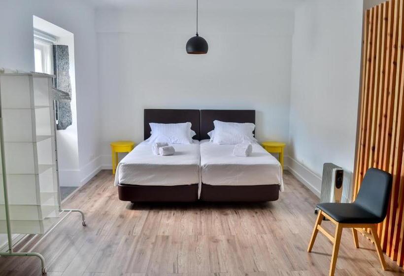 スタンダードルーム, A Casa Del Rei