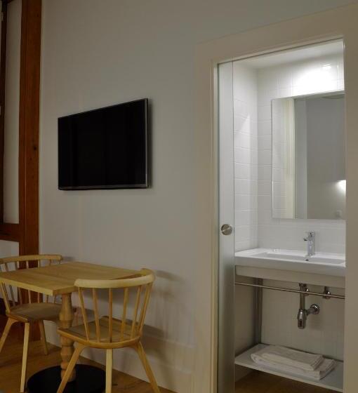 غرفة قياسية, Casa De São Bento St Benedict House