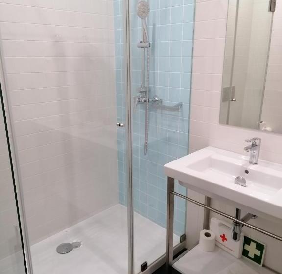 غرفة قياسية, Casa De São Bento St Benedict House