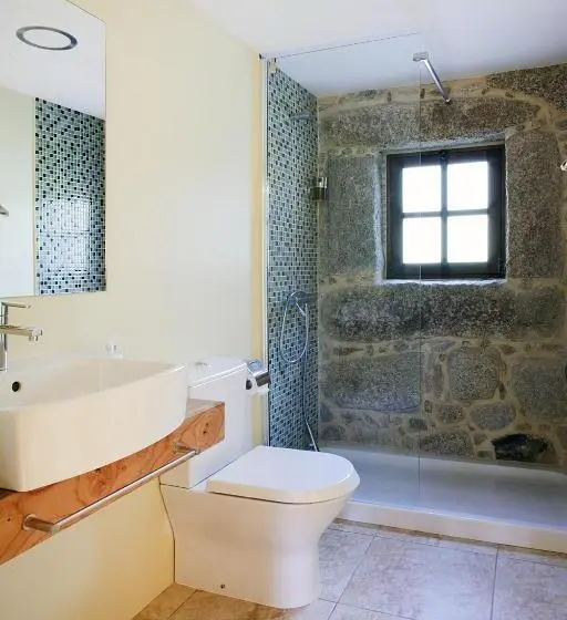 Deluxe-villa 1 Makuuhuone, Encosta Dos Túneis Turismo E Lazer
