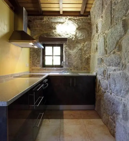 Deluxe-villa 1 Makuuhuone, Encosta Dos Túneis Turismo E Lazer