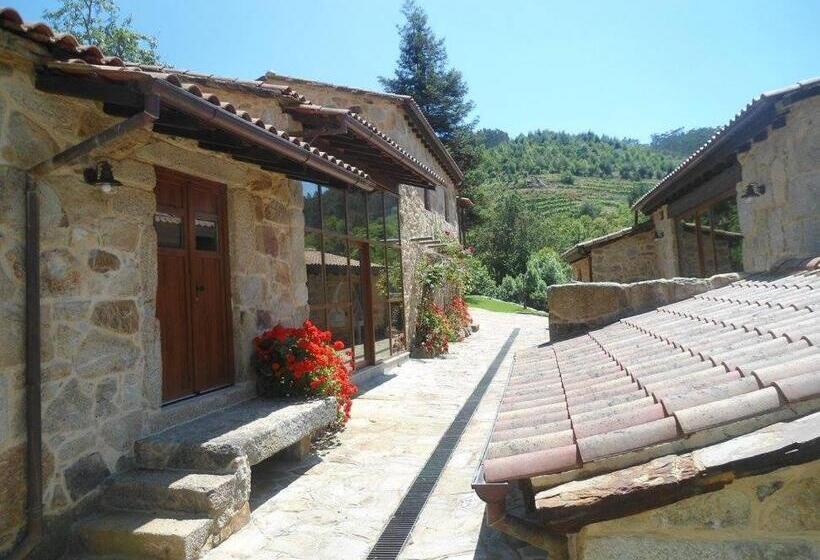 디럭스 룸, Encosta Dos Túneis   Turismo E Lazer