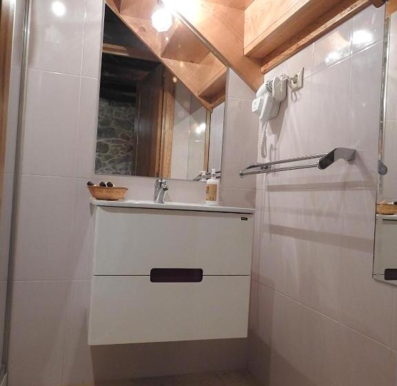 스위트, Encosta Dos Túneis   Turismo E Lazer