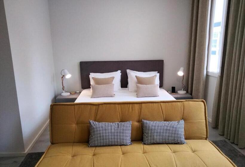 سوییت جونیور, Souto Guest House