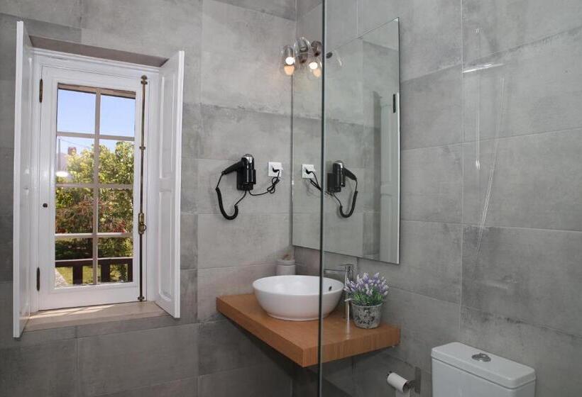 غرفة إقتصادية, Vila Louro