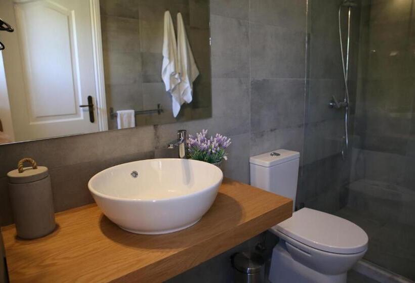 غرفة إقتصادية, Vila Louro