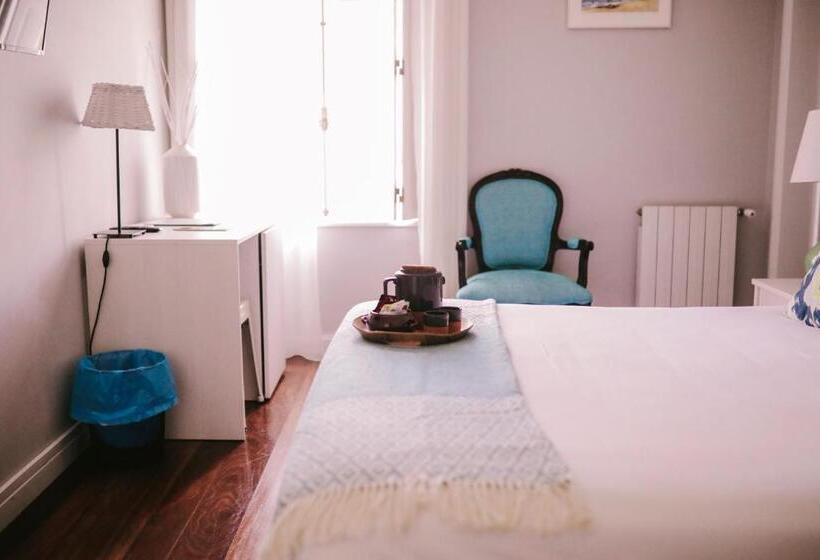 غرفة إقتصادية, Vila Louro