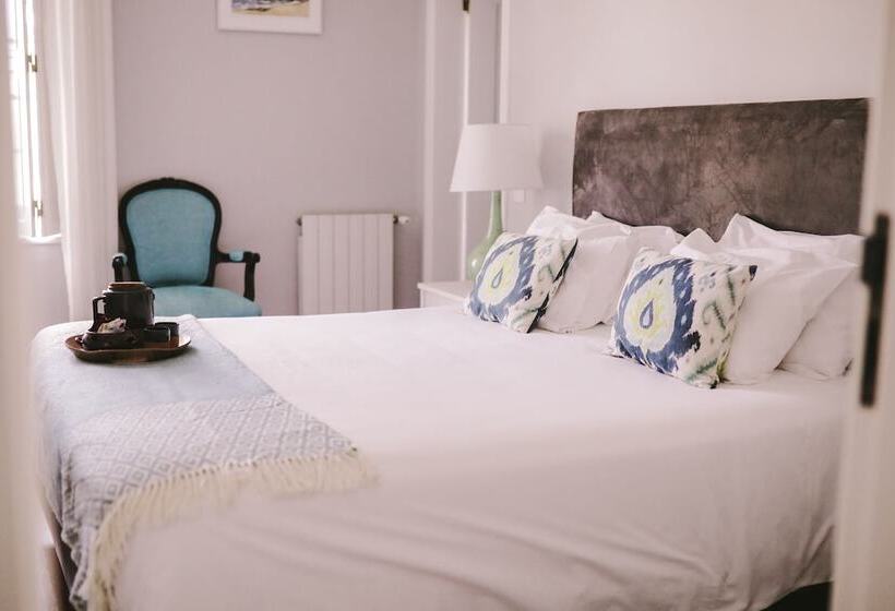 غرفة إقتصادية, Vila Louro