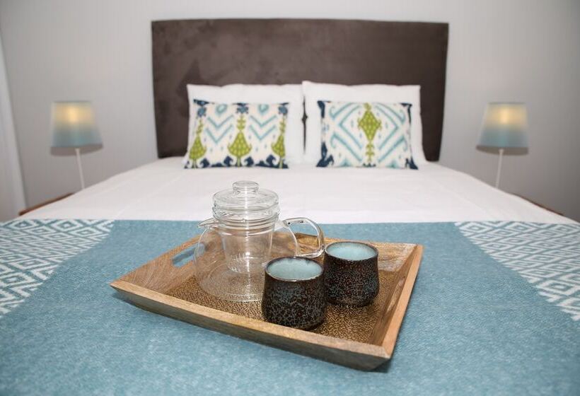 غرفة إقتصادية, Vila Louro