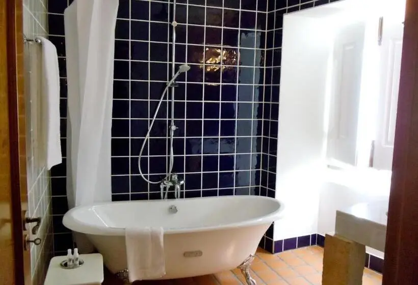 Sviitti, Casa Do Largo   Golegã   Turismo De Habitação