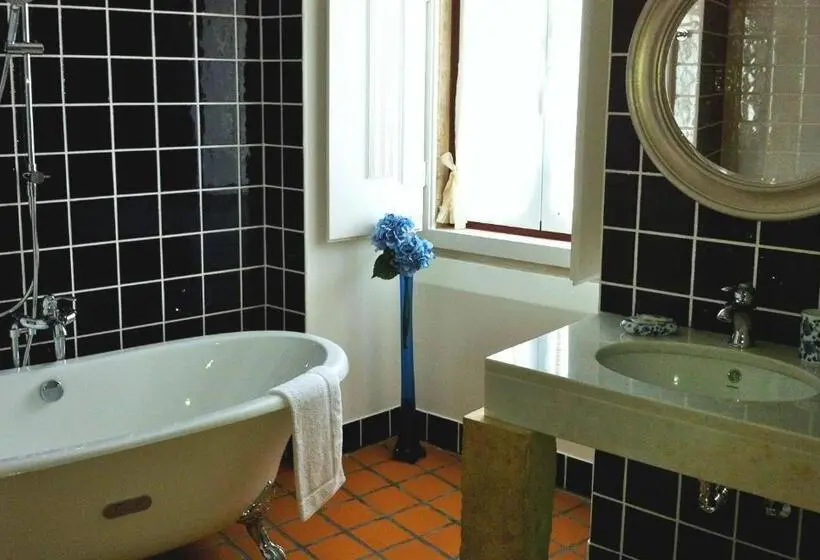 Sviitti, Casa Do Largo   Golegã   Turismo De Habitação