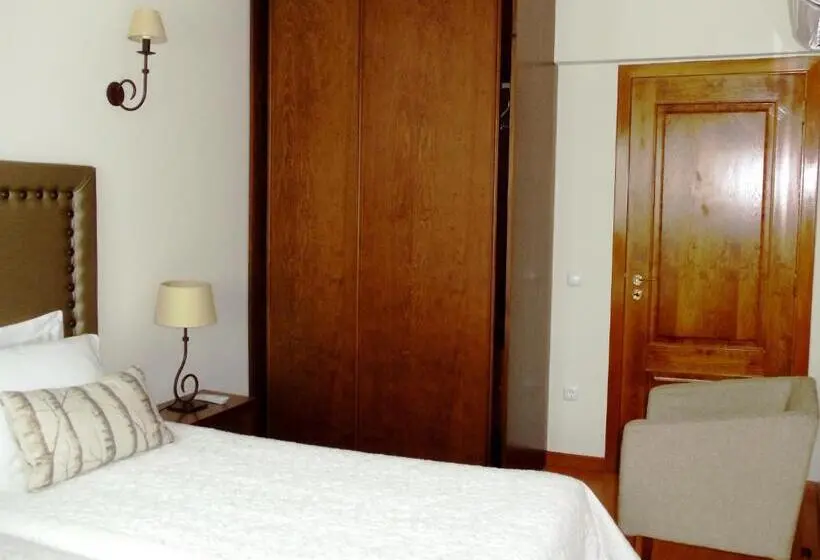 Huoneisto 2 Makuuhuonetta, Casa Do Largo   Golegã   Turismo De Habitação