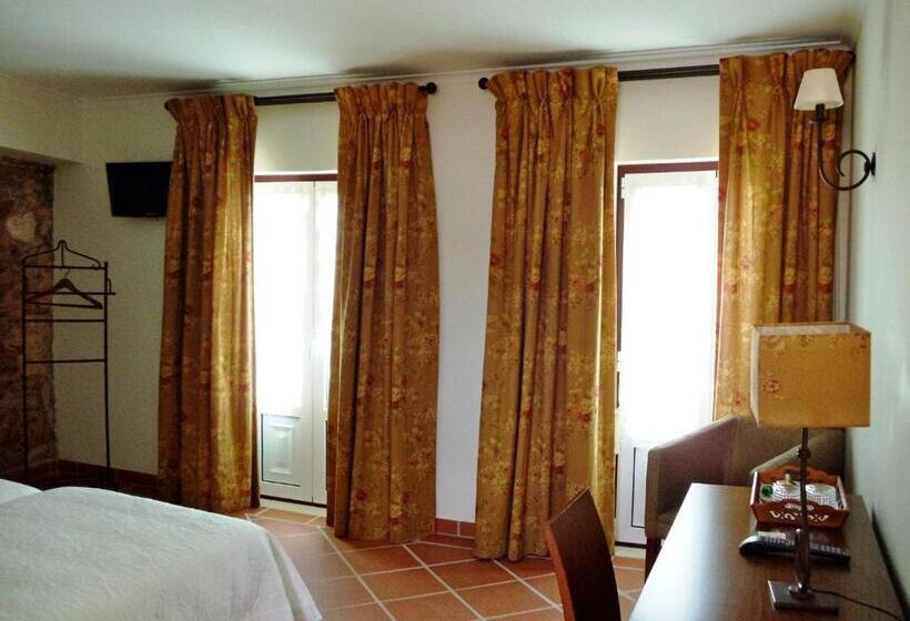 スーペリアールーム, Casa Do Largo Golegã Turismo De Habitação