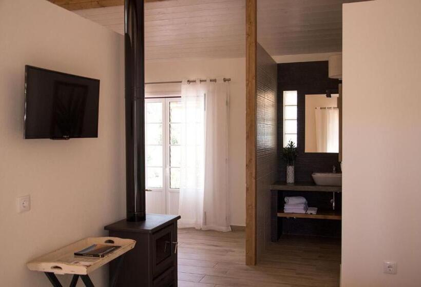 스탠다드 스튜디오, Herdade Das Barradas Da Serra