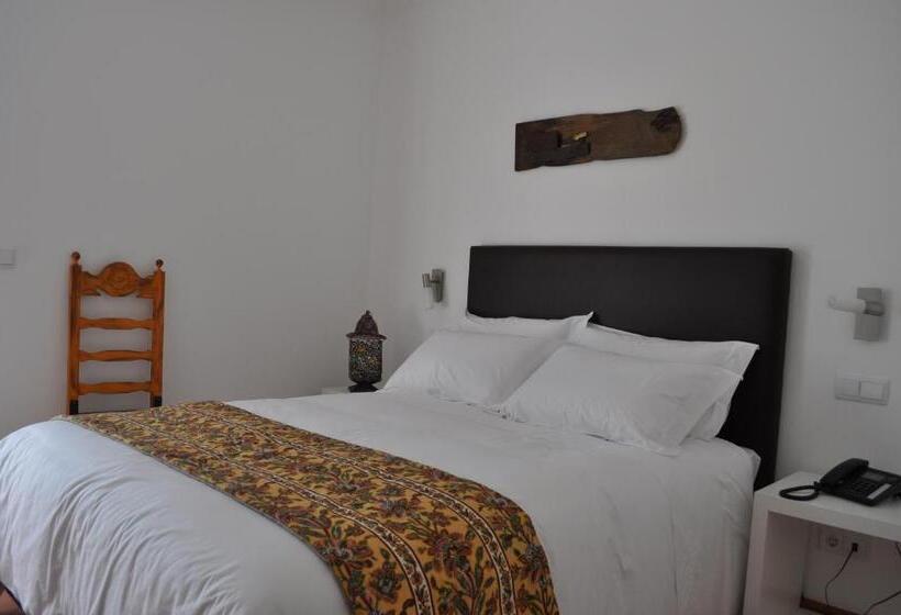 标准间, Horta Da Vila