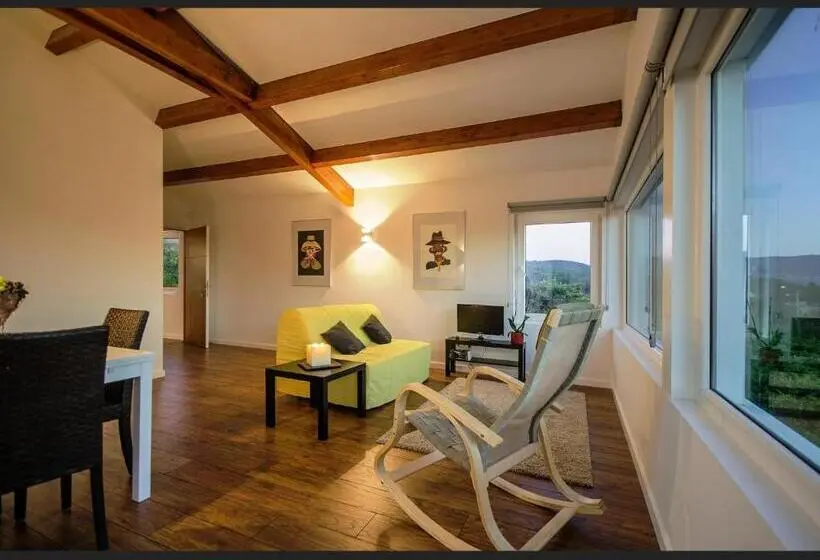 庭の見える1ベッドルームアパートメント, Quinta Da Teimosa