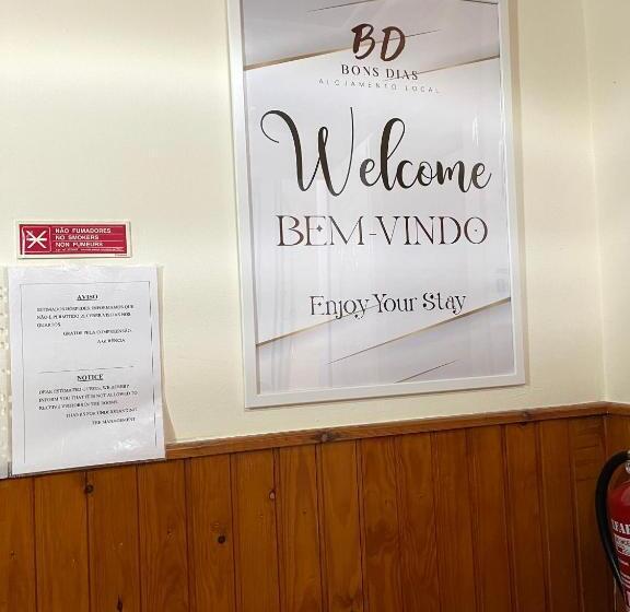 اتاق استاندارد با سرویس بهداشتی مشترک, Bons Dias