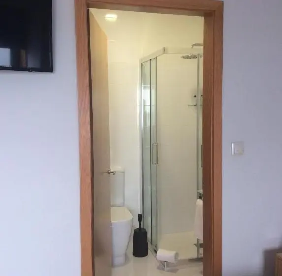 سوییت جونیور با چشمانداز دریا, Guest House A&z