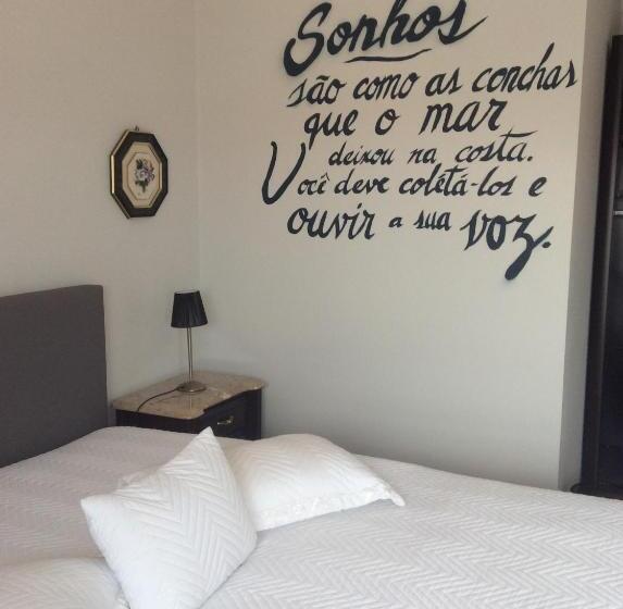 سوییت با چشم‌انداز جانبی دریا, Guest House A&z