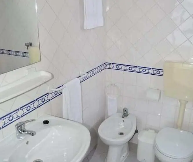 اتاق استاندارد سه نفره, Residencial A Doca