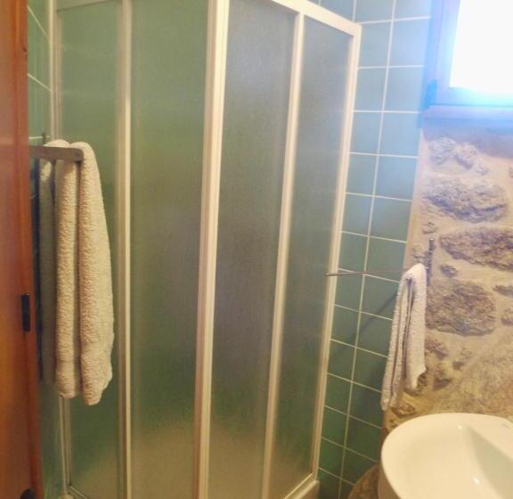 标准间, Taverna Lusitana